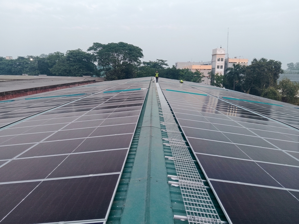 Square Textile PLC